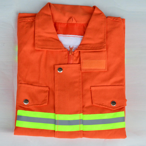 <span class=keywords><strong>Tenue</strong></span> ignifuge robuste et durable, équipement <span class=keywords><strong>de</strong></span> protection professionnel pour les pompiers - Product Image 4
