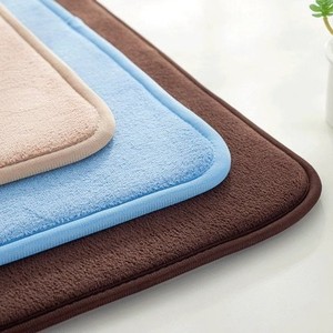 Alfombra de baño de color sólido, rectangular, de lana coral, absorbente, antideslizante, para la entrada del baño, uso doméstico - Product Image 3