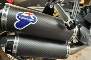 LISTA PARA CONDUCIR: ÚLTIMAS OFERTAS 2025 - Motocicleta <span class=keywords><strong>Deportiva</strong></span> <span class=keywords><strong>Ducati</strong></span> MONSTER <span class=keywords><strong>1200</strong></span> R en Venta - Product Image 6
