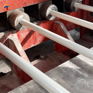  mango de herramienta de FRP ASTM F911 de alta resistencia, fácil agarre, resistente al desgaste, estable y duradero para escobas y recogedores de limpieza pública - Product Image 5