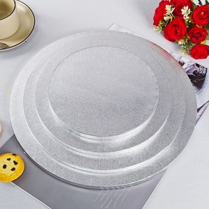 Plateau à gâteau carré en carton ondulé SunShine 12 mm doré et argenté, 12 pouces, 10 pouces, 8 pouces - Product Image 3