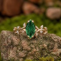 Bague Feu d'Artifice en Argent 925 Plaqué Or Vermeil Vert Coupe Marquise Personnalisée, Placage Or Épais, Fabricant de Bijoux OEM