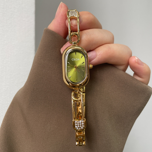 Reloj de Cuarzo CILOA para Mujer con Esfera Ovalada, Brazalete Dorado, Visualización de Agujas, Estilo Joyería - Product Image 3
