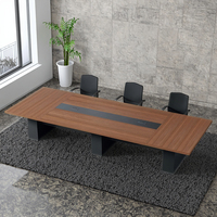 Mobilier durable de bureau commercial de luxe en bois massif, table de conférence carrée en bois pour 8 à 10 personnes