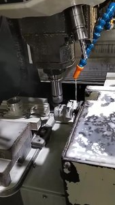 Brazos Robóticos Mecanizados por CNC 6082 Anodizados en Negro con Precisión de Electroerosión por Hilo, Tolerancia de 0.01 mm, Informe CMM Incluido - Product Image 4