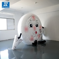 Sculpture gonflable de mascotte de gâteau de modèle de caractère de nourriture de dessin animé de pâtisserie gonflable pour l'installation d'art de décoration