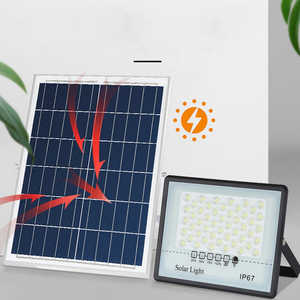 Đèn pha năng lượng mặt trời LED công suất cao chống nước IP67 Đèn sân vườn Chiếu sáng ngoài trời có điều khiển từ xa Đèn đường năng lượng mặt trời - Product Image 2