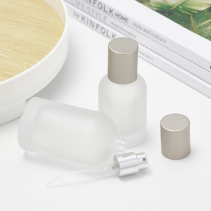 Atomizador de Perfume de Vidrio Esmerilado Vacío MiLang de 30 ml, 50 ml, 3.4 oz, Botella de Perfume con Pulverizador de Niebla Fina, Tapa de Rosca, Hebei MLS-76 - Product Image 3