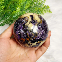 Sphère d'Opale Violette Naturelle, Boule de Cristal de Fluorite pour la Décoration de la Maison, Cadeau pour Amis et Cadeau de Fête
