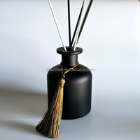 Bouteille diffuseur de parfum pour voiture en verre transparent noir mat ambre 150 ml 200 ml avec bouchon en verre et accessoire pour cosmétiques