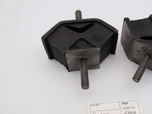 1 ชิ้นยางรองแท่นเครื่องยนต์ 2416R222 สำหรับรถขุดโคเบลโก้ SK60 - Product Image 3