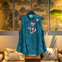 Gilet Oriental Authentique en Soie de Guangdong Gambiered Lavée, Broderie Florale Française Faite à la Main pour Femmes