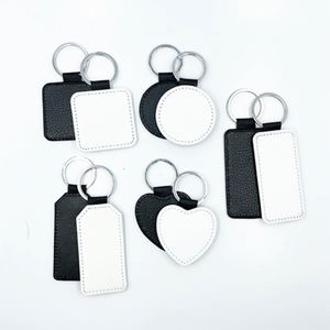 Llavero de Cuero PU Blanco Sublimable Personalizado para Regalos Promocionales de Festivales, Adorno Colgante Decorativo al por Mayor - Product Image 4