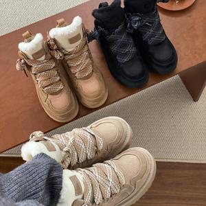 รองเท้าบูทหิมะหนาลายหนังแกะบุขนแกะสำหรับผู้หญิงฤดูหนาว - Product Image 1