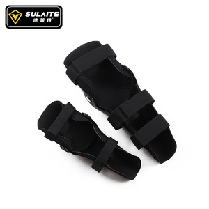 Sulaite - Juego de cuatro protectores negros para rodillas y codos para motociclismo, ciclismo, protección para adultos, unisex, absorción de impactos - Product Image 4