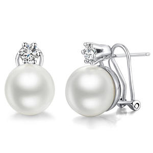 Boucles d'oreilles élégantes en perles Akoya, argent 925, perles blanches rondes de qualité AAA, bijoux de mariage pour femmes, design classique - Product Image 1