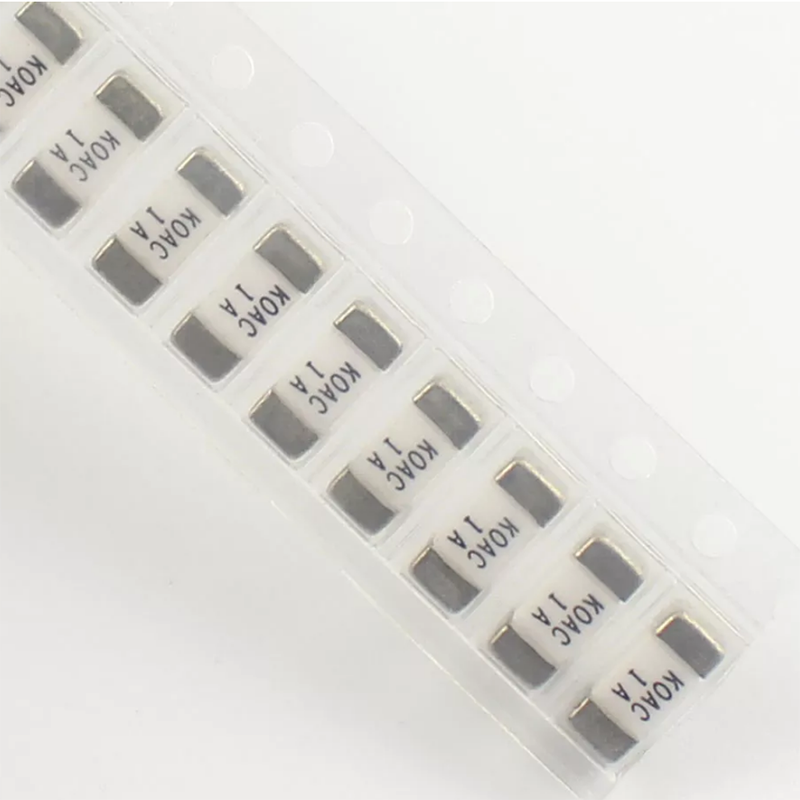 Sourcingmap - 20 Fusibili SMD 1808 3A 250V Ad Azione Rapida - Montaggio Superficiale Per Protezione Elettronica