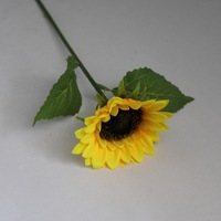 Bouquet de tournesols artificiels faits main en gros, fleurs décoratives douces pour la maison, pour la fête des Mères, Pâques, la Saint-Valentin, la remise des diplômes