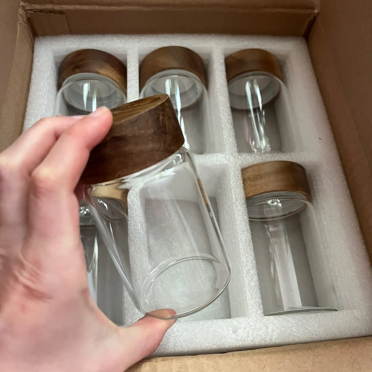 Borosilikatglas-Vorrats gläser mit Gewinde und luftdichtem Akazien-Holzdeckel