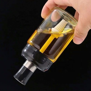 Hot Sale 250ML Pepper Cruet Oil Bottle Spoon Cover Glass Honey Seasoning Bottle Moistureproof <b>Kitchen</b> Condiment Spice Jar - Product Image 2