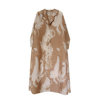 Vente directe usine Miyake – Nouvelle robe décontractée plissée à boutons, imprimé mode, col à revers, taille naturelle, coupe trapèze, collection Printemps-Été 2026