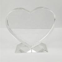 Vente chaude K9 Trophée En Cristal Personnalisé Classique En Forme De Coeur Plaque De Verre Vierge Logo Personnalisé Polyvalent Religieux Vintage Dessin Animé