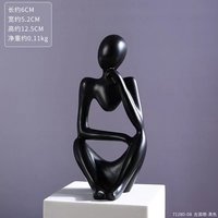 Accessoires de décoration intérieure minimalistes de luxe léger, figurines en résine dorée, personnage abstrait