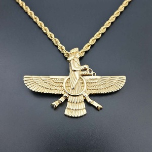 Pendentif en or Ahura Mazda Zoroastrian Farvahar Wing, collier pour homme en or persan achéménide, bijoux - Product Image 3