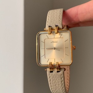 Nouvelle vente chaude crème <span class=keywords><strong>Beige</strong></span> Simple carré grand cadran en cuir montre pour femmes à la mode tempérament montre - Product Image 1