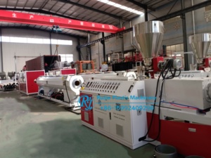 Máquina de fabricación de tubos de conducto eléctrico certificado CE RUIJIE, línea de extrusión de tubos UPVC, extrusoras de plástico certificadas - Product Image 2