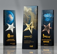 Vente en gros de trophées Fabricant Vente en gros Logo personnalisé gratuit Pas cher Dernière Plaque Trophée Trophée Football Trophée cristal personnalisé Métal