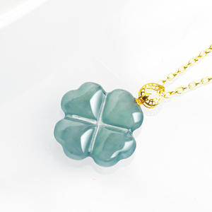 จี้หยกธรรมชาติสีน้ำเงินรูปโคลเวอร์ ทอง 18K เครื่องประดับแฟชั่นสำหรับผู้หญิง ของขวัญพร้อมใบรับรอง D111 - Product Image 3
