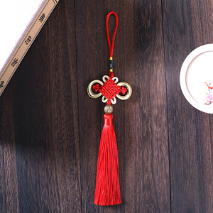 Pendentif de téléphone de voiture en polyester avec nœud chinois et pompon perlé, cadeau tissé du Zhejiang - Product Image 5