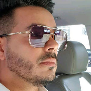 <span class=keywords><strong>2022</strong></span> <span class=keywords><strong>Vogue</strong></span> Metal Hombre Doble barra <span class=keywords><strong>Gafas</strong></span> de sol Diseño sin marco Azul Blanco Oro Rojo Hombres Mujeres Pesca Conducción Suave Lunettes de - Product Image 3