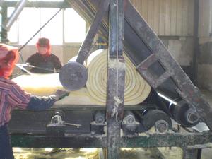 Isolation ignifuge des prix <span class=keywords><strong>de</strong></span> petit pain <span class=keywords><strong>de</strong></span> <span class=keywords><strong>laine</strong></span> <span class=keywords><strong>de</strong></span> <span class=keywords><strong>verre</strong></span> <span class=keywords><strong>de</strong></span> fibre <span class=keywords><strong>de</strong></span> conduit <span class=keywords><strong>de</strong></span> la CAHT avec le papier d'aluminium - Product Image 3