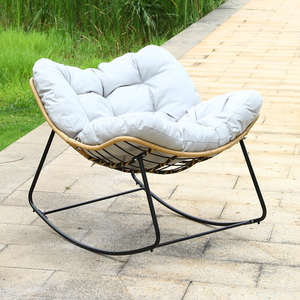 Fauteuil à bascule d'extérieur <span class=keywords><strong>de</strong></span> style moderne avec design en rotin pour utilisation dans les cours d'hôtel et les parcs - Product Image 5