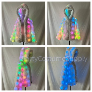 เสื้อแจ็คเก็ตขนเฟอร์เทียม Luwint สำหรับผู้หญิง พร้อมไฟ LED กระพริบ  ฮู้ด<span class=keywords><strong>ขน</strong></span>เฟอร์หนานุ่ม  ชุดแฟชั่นสำหรับงานปาร์ตี้ - Product Image 6