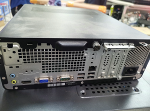 Pour ordinateur portable d'occasion <span class=keywords><strong>HP</strong></span> <span class=keywords><strong>Desk</strong></span> <span class=keywords><strong>400</strong></span> G6, carte mère et bloc d'alimentation - Product Image 4