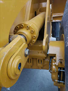 Caterpillar Cat 966h 950b 950f 950g 966e 966c 910 950 966g d'occasion à Shanghai - Product Image 3