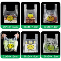 Sacs de transport pour t-shirts en PEHD de qualité alimentaire, imprimés sur mesure, avec poignées découpées, logo personnalisé, emballage pour supermarché, conditionnés en carton