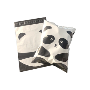 ถุงไปรษณีย์แบบมีหูหิ้ว ทนทานต่อการฉีกขาด สำหรับเสื้อผ้า ถุงโพลีสีพาสเทลสำหรับบรรจุภัณฑ์ ย่อยสลายได้จากพืช - Product Image 1