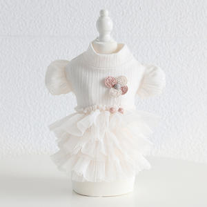 Robe de mariée romantique florale pour <span class=keywords><strong>chien</strong></span> et chat, style printemps-été, robe de princesse douce, vêtements pour animaux de compagnie - Product Image 4