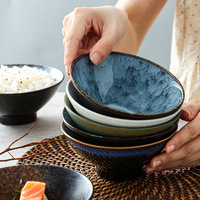 Vente en gros de bol à riz en céramique émaillée réactive de style japonais de 5 pouces coffret cadeau créatif ensemble de bols restaurant ménage bol en porcelaine