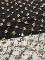 Tissu en dentelle à mailles avec bordure en feuilles de vigne ornées de paillettes et de perles, à bords festonnés, pour robes de mariée et tenues de mariée