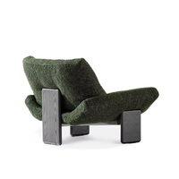 Fauteuil de salon moderne de luxe avec rembourrage doux pour salon, chambre, appartement, suite d'hôtel