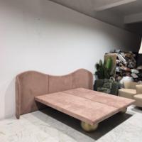 Lit King Size Moderne en Tissu Italien, Dernière Conception, Rafraîchissant, Pivotant, en Bois Massif, Réglable, Ensemble de Meubles de Chambre Doux