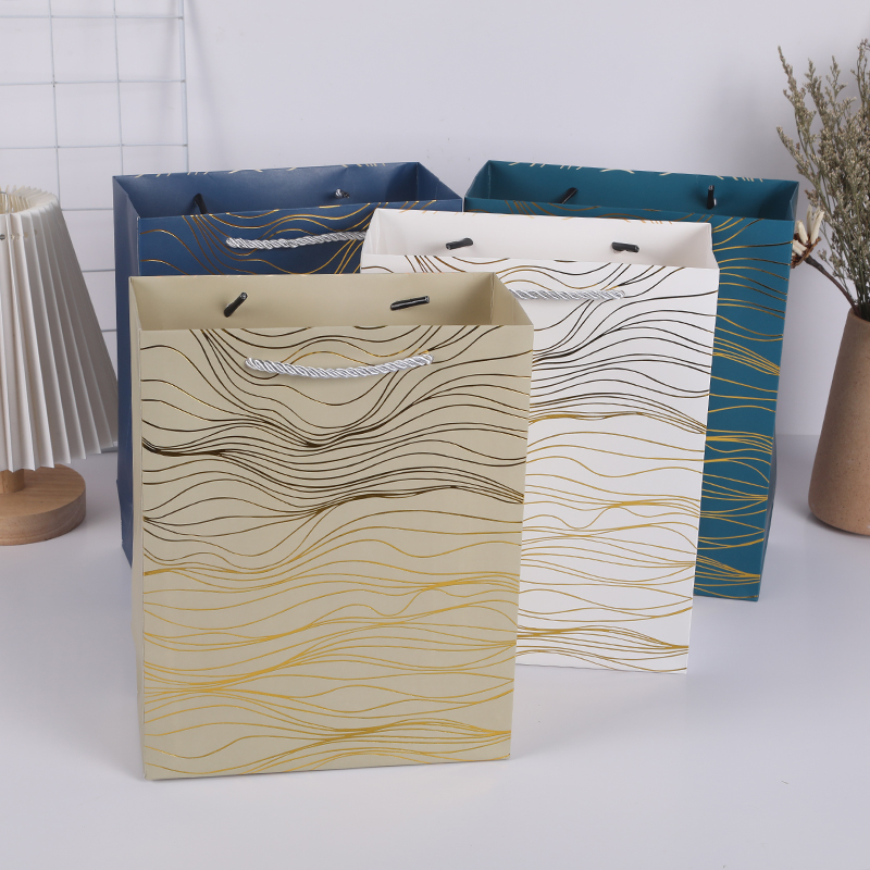 Wholesale Custom Logo Paper Bag Recyclable Shopping Gift Packaging Paper Bags With Transparent Window