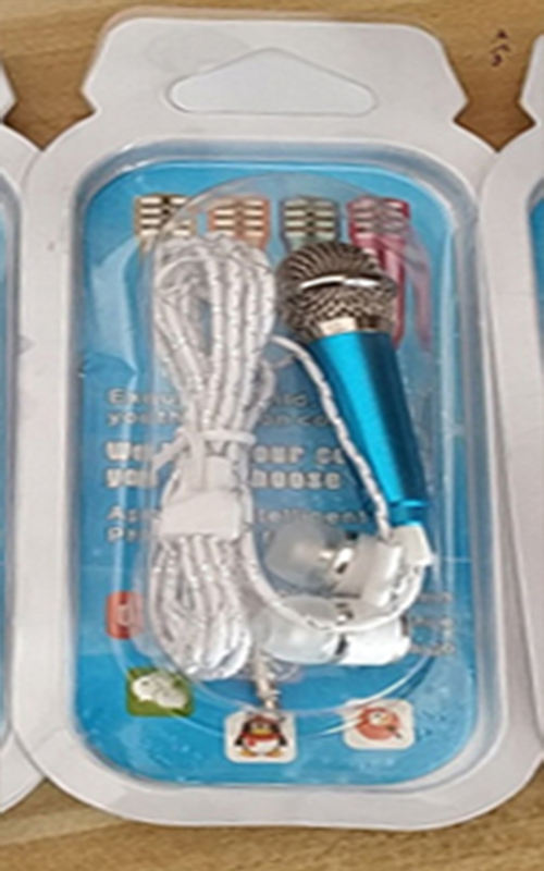 สีน้ำเงินพร้อมหูฟัง