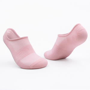 <span class=keywords><strong>Chaussettes</strong></span> basses invisibles en bambou respirantes antidérapantes en silicone fines pour l'été, très vendues pour hommes - Product Image 6
