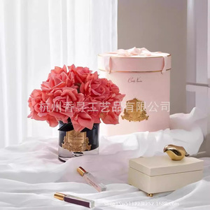 Roses artificielles en soie parfumées, ornements romantiques et rêveurs d'aromathérapie pour la décoration de mariage et de salon, réutilisables et recyclables - Product Image 4